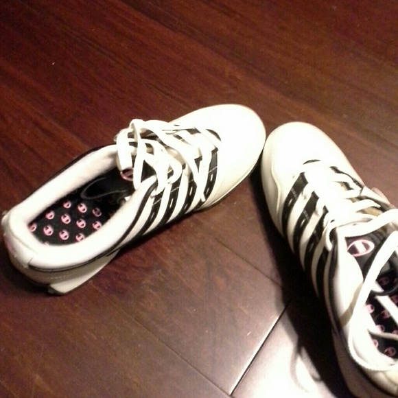 Gym Shoes - Picture 1 of 3